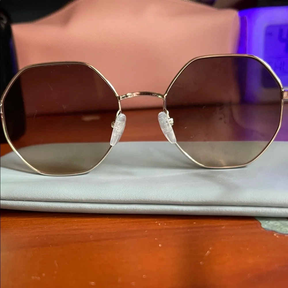 Longchamp Octagonal Metal Frame Sunglasses in gold and gradient brown - Picture 3 of 4